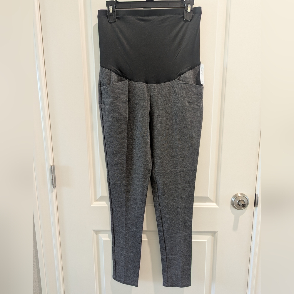 NWT Maurices Maternity Skinny Pants
